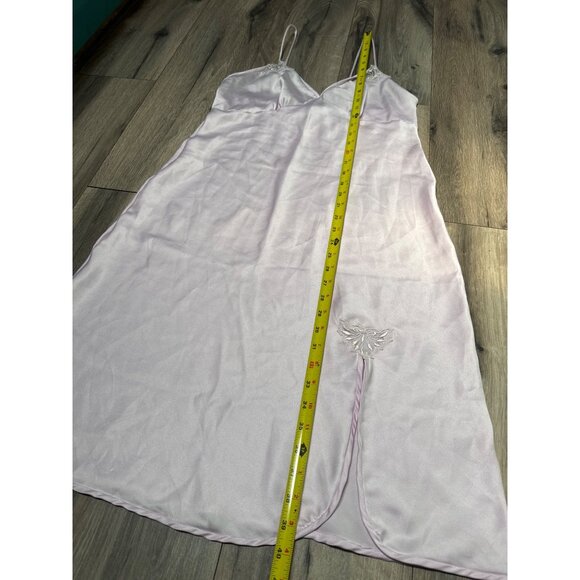 Vintage Cira Lilac Satin-Feel Nightgown With Embroidered Detail & Spaghetti Stra - Picture 5 of 10